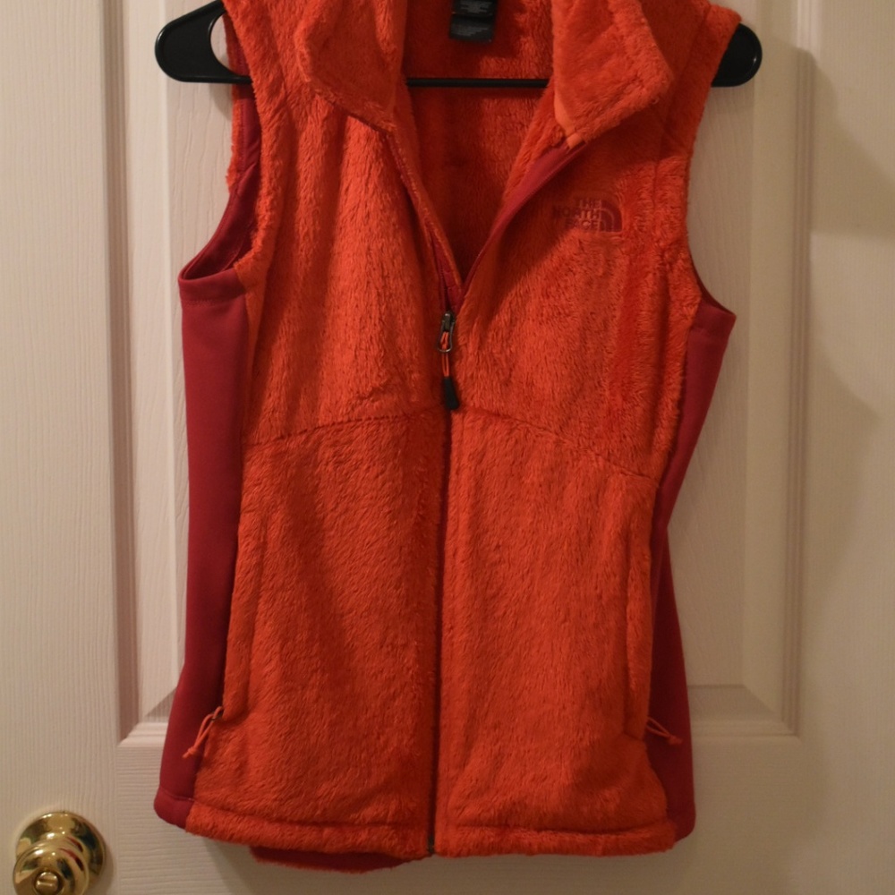 Vest - Picture 2 of 3
